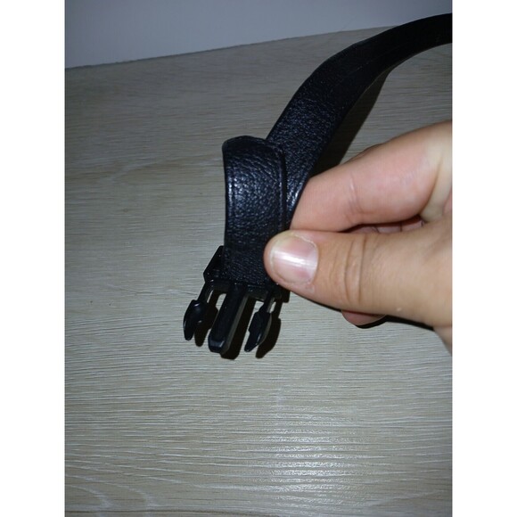 Wilsons Genuine Leather Fanny Pack Black With American Flag Closure Vintage - Picture 16 of 16